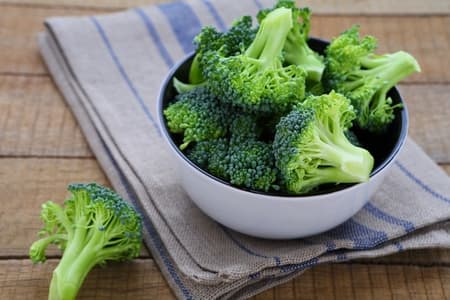Ternyata Mengkonsumsi Brokoli Sangat Baik Bagi Kesehatan Tubuh